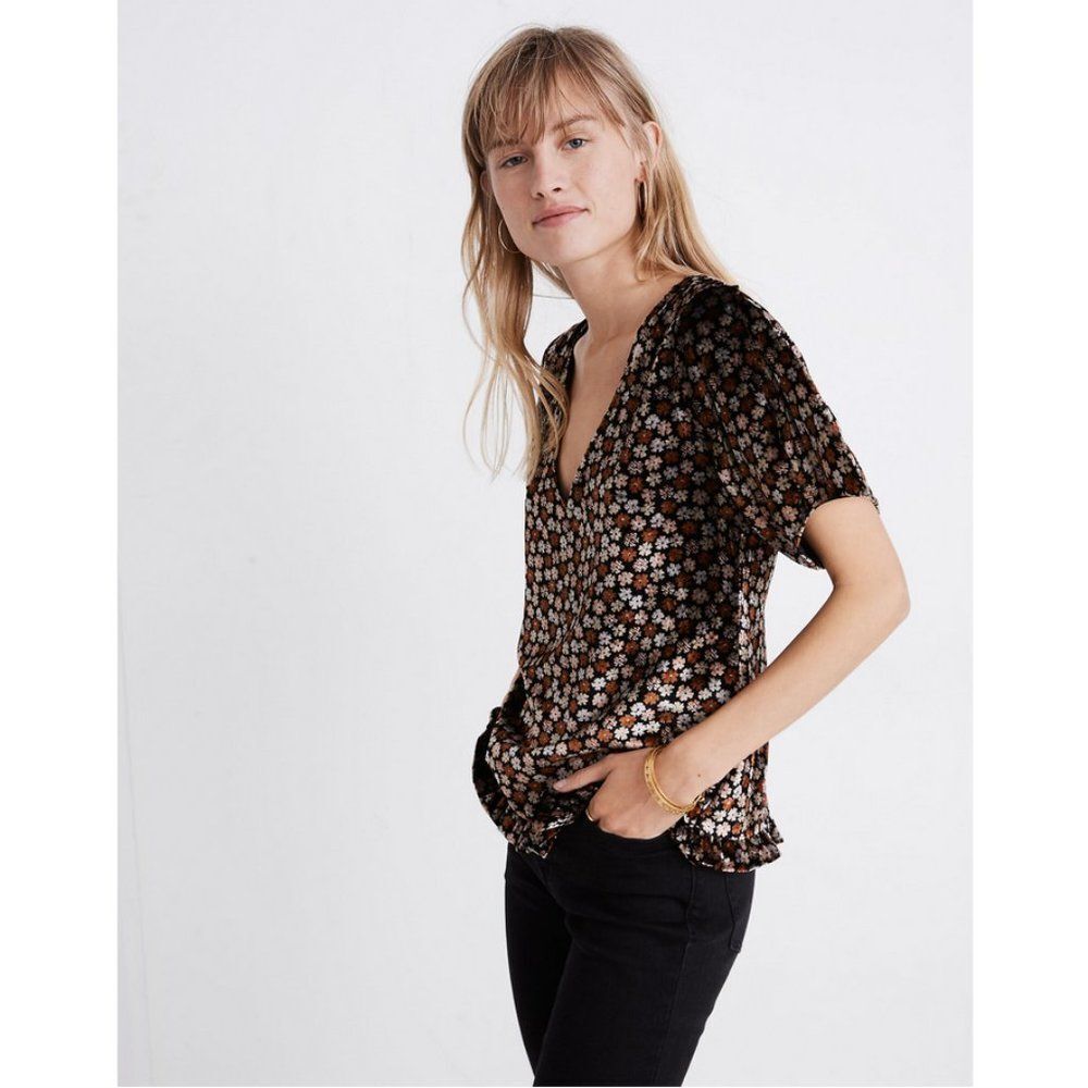 Madewell Sz. XXS Velvet Tulip-Sleeve Ruffle Top in Petite Blooms